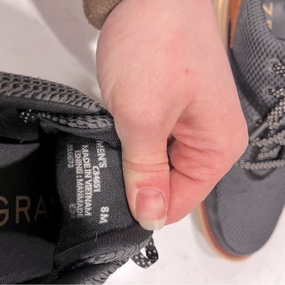 Cole Haan Men's Grand Atlantic Sneaker

Color: Black/Magenet/British Tan Size 8 - Picture 5 of 7